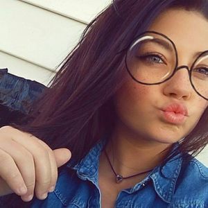 Meet your Posher, Eden